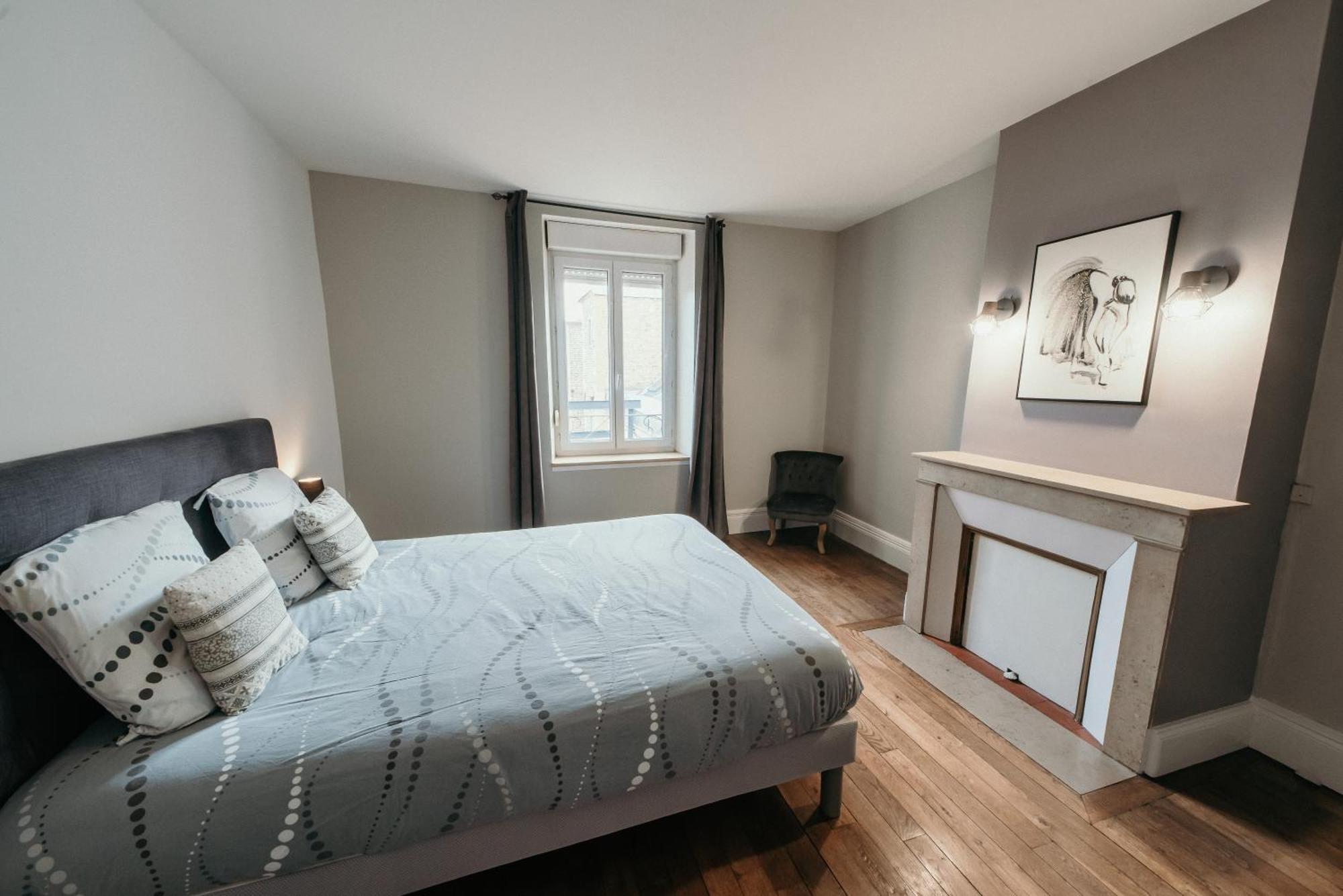 Appartement D'Alexandre Hyper Centre-Ville Charleville-Mézières Exteriér fotografie